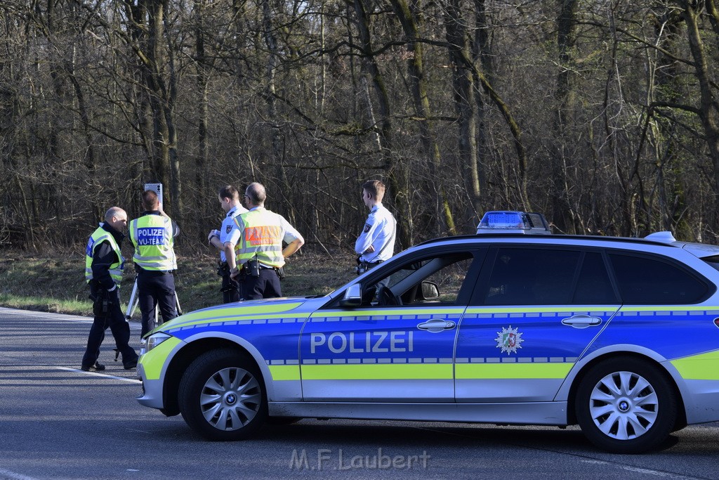 Schwerer VU Krad Fahrrad Koeln Porz Alte Koelnerstr P184.JPG - Miklos Laubert